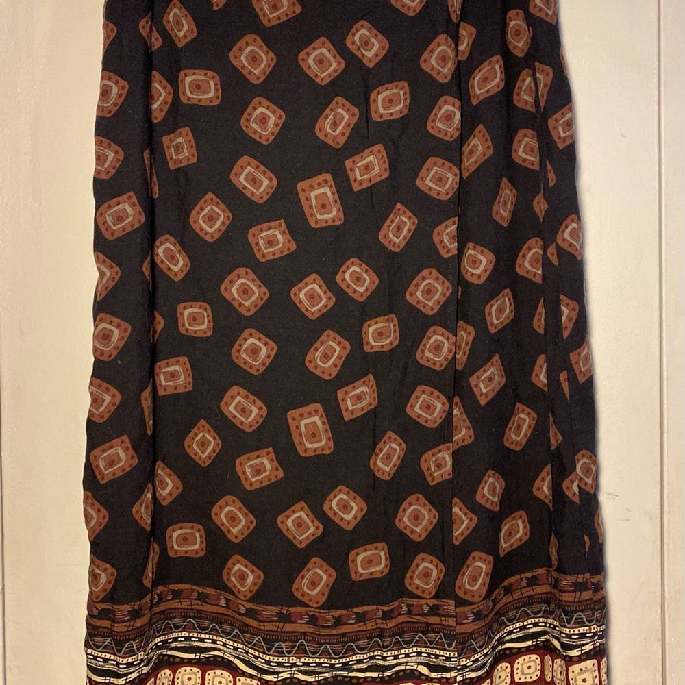 Sag Harbor Black and Brown Patterned Skirt